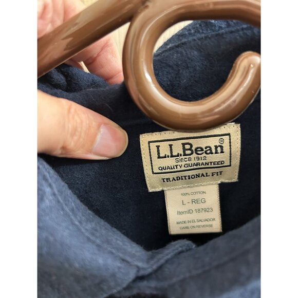 LL Bean Chamois Cloth Mens L Flannel Button Heavy Shirt Cotton Navy Blue 187923 - Picture 7 of 12